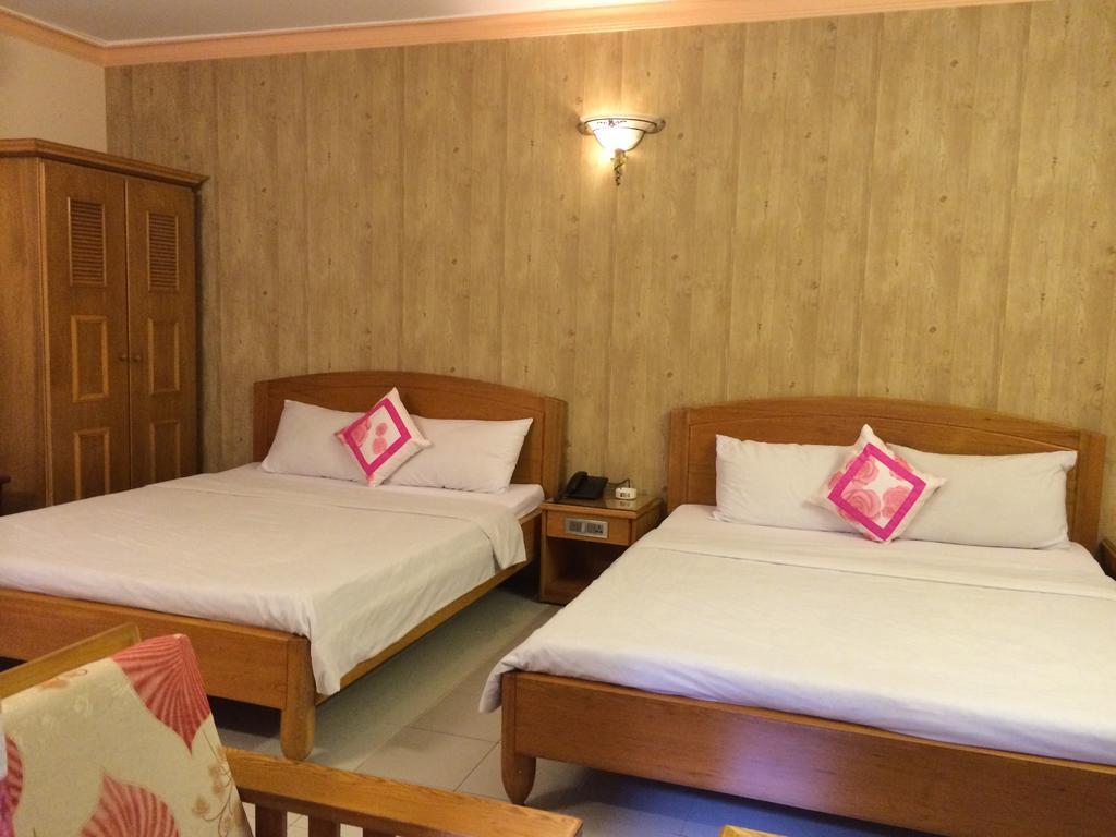 Vien Ngoc Xanh Hotel 1 Хошимин Екстериор снимка