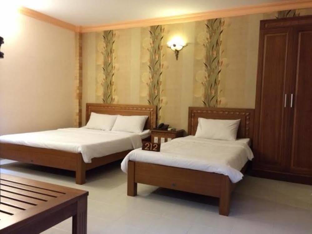 Vien Ngoc Xanh Hotel 1 Хошимин Екстериор снимка